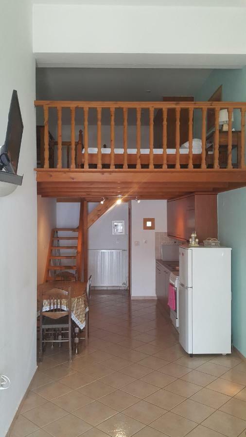 Schinas Apts. Apartment Tolofon Ngoại thất bức ảnh